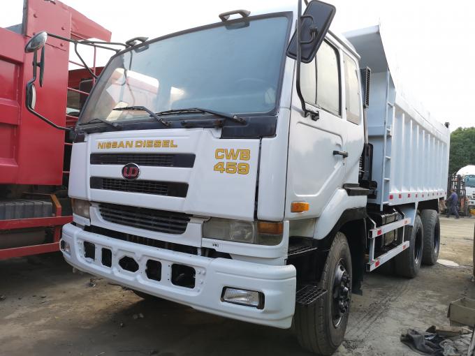 25 30 40 tonnes ont utilisé le camion à benne basculante de Howo davantage que le gazole de capacité du moteur 8L